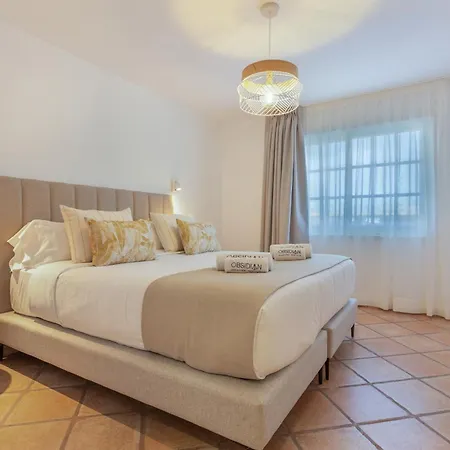 Obsidian Canarysol Cristianos *