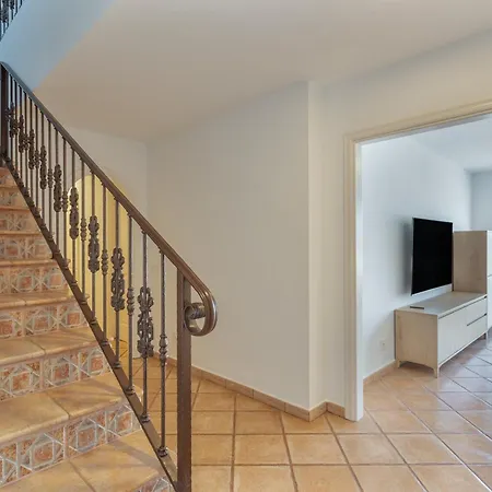 Obsidian Canarysol Cristianos Арона